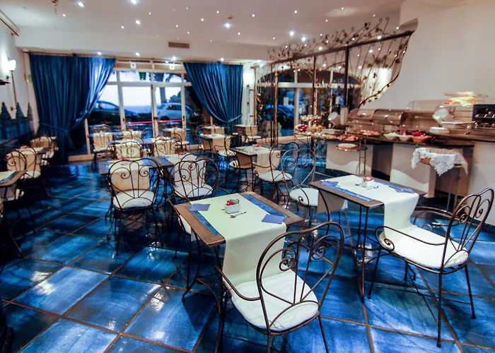 Art Pasitea Готель 4*