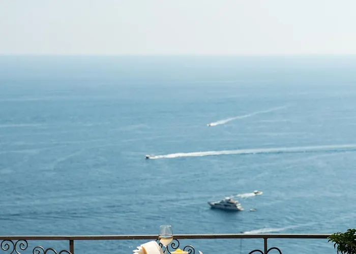 Art Pasitea Готель 4*