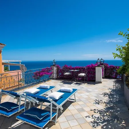 Hotel Art Pasitea 4*