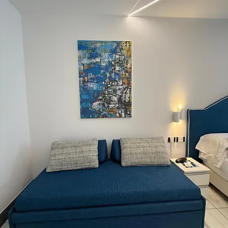 Hotel Art Pasitea 4*