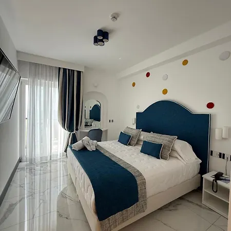 Hotel Art Pasitea 4*