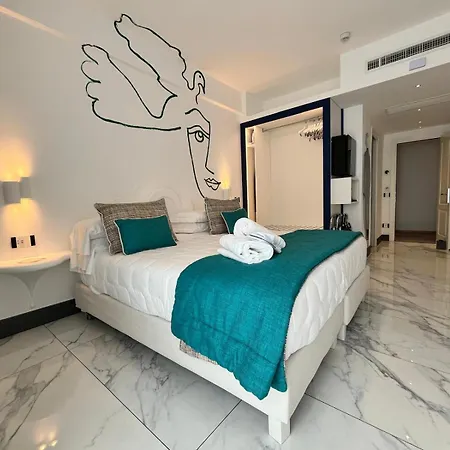 Hotel Art Pasitea 4*
