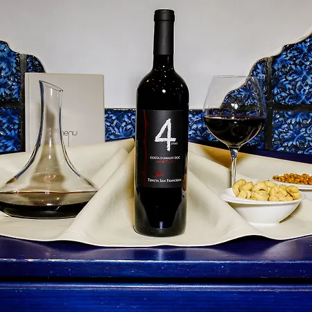 Art Pasitea Hotel 4*