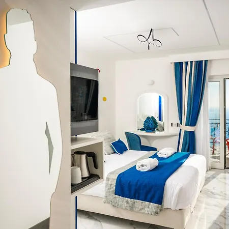 Art Pasitea Hotel 4*