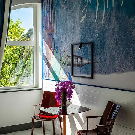 Hotel Art Pasitea 4*
