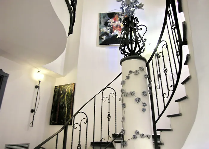 Hotel Art Pasitea 4*