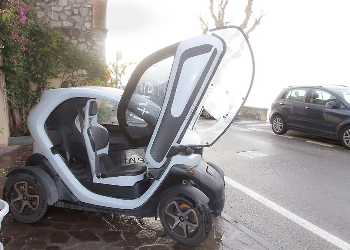 Hotel Art Pasitea 4*