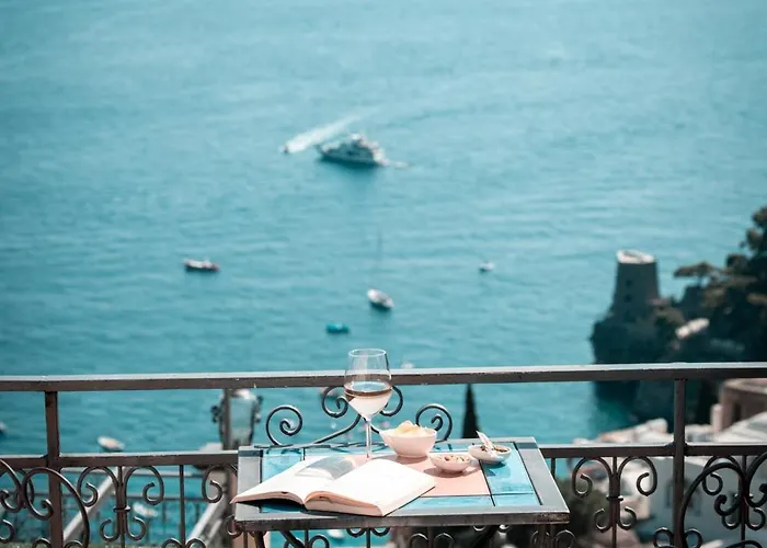 Hotel Art Pasitea 4*