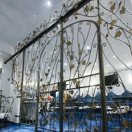 Art Pasitea Hotel