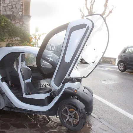 Hotel Art Pasitea 4*