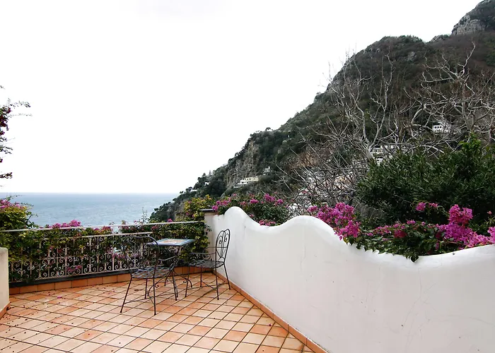 Art Pasitea Szálloda 4*